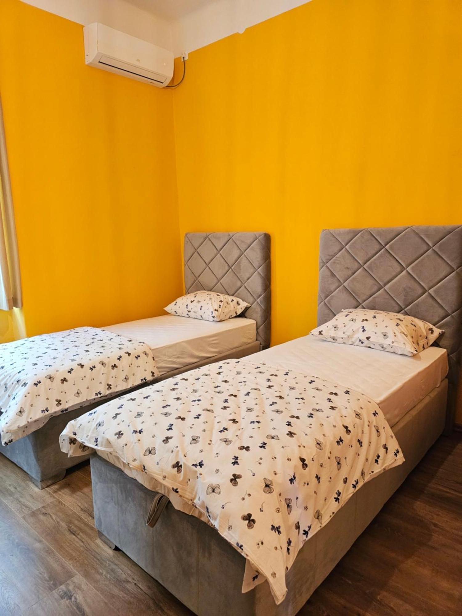 R&N Familiy Apartments โมสตาร์ ภายนอก รูปภาพ