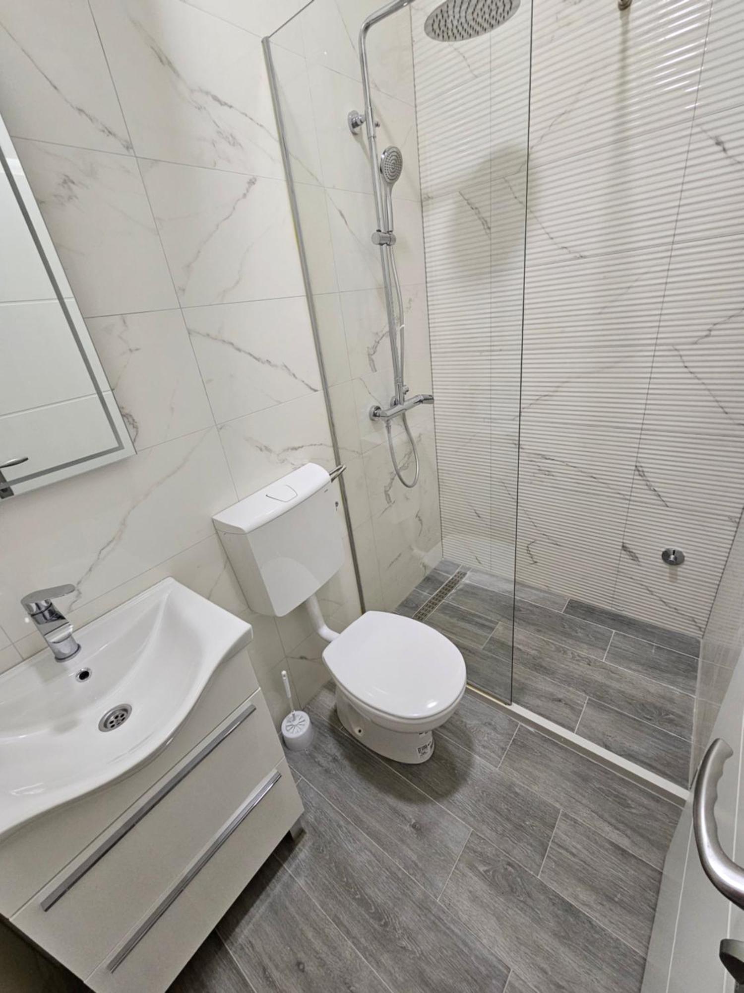 R&N Familiy Apartments โมสตาร์ ภายนอก รูปภาพ